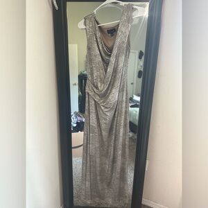 Connected Apparel Women’s Maxi Dress Size 16 Worn Once